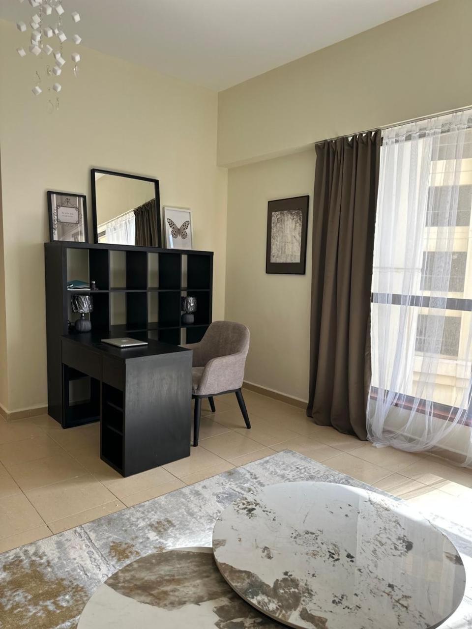 Auberge de jeunesse Ora Place Dubaï Extérieur photo