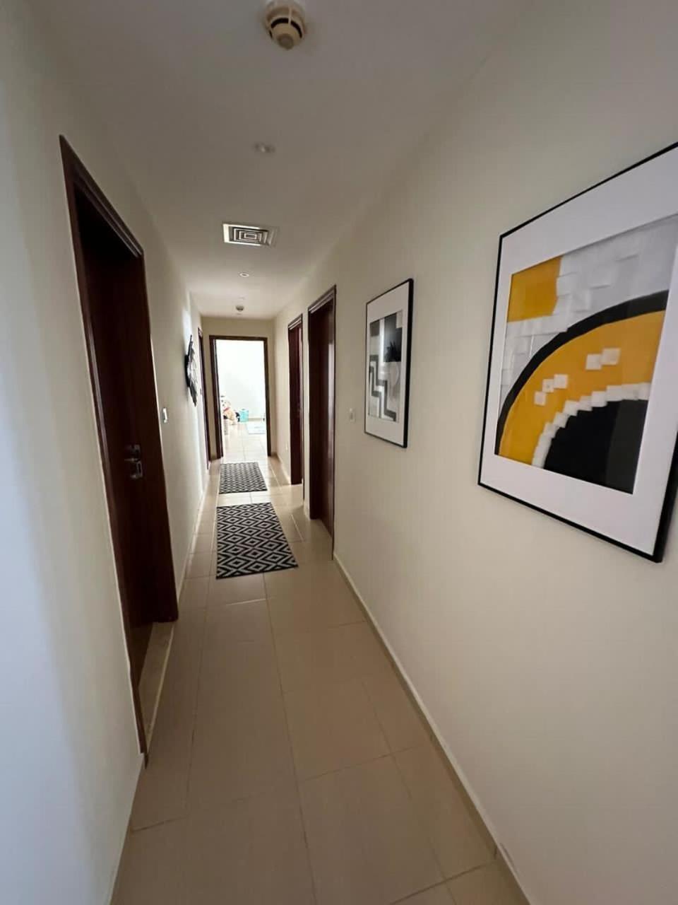 Auberge de jeunesse Ora Place Dubaï Extérieur photo
